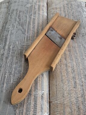 Vintage Wooden Hand Slicer - Natural Wood